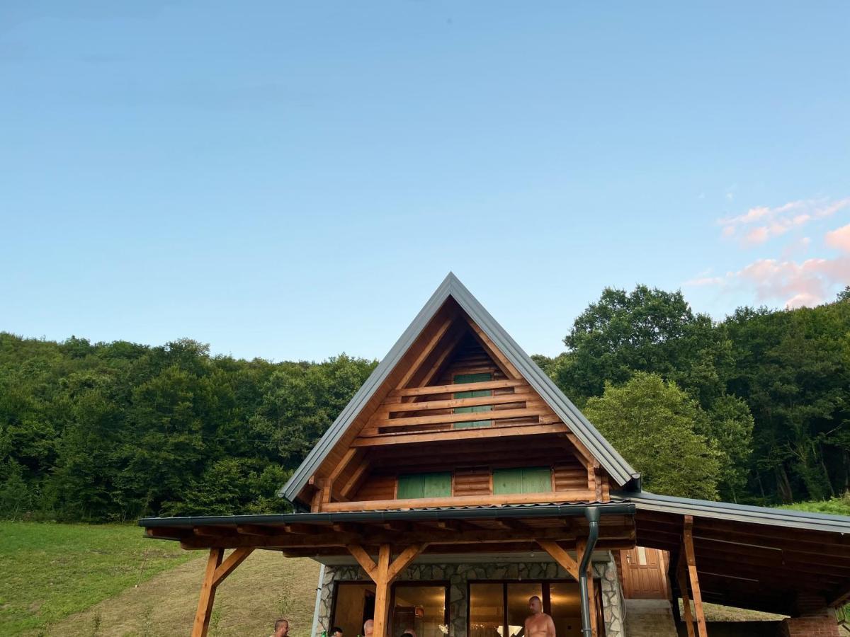 Villa Vikendica Krupa Na Vrbasu Banja Luka Exterior foto